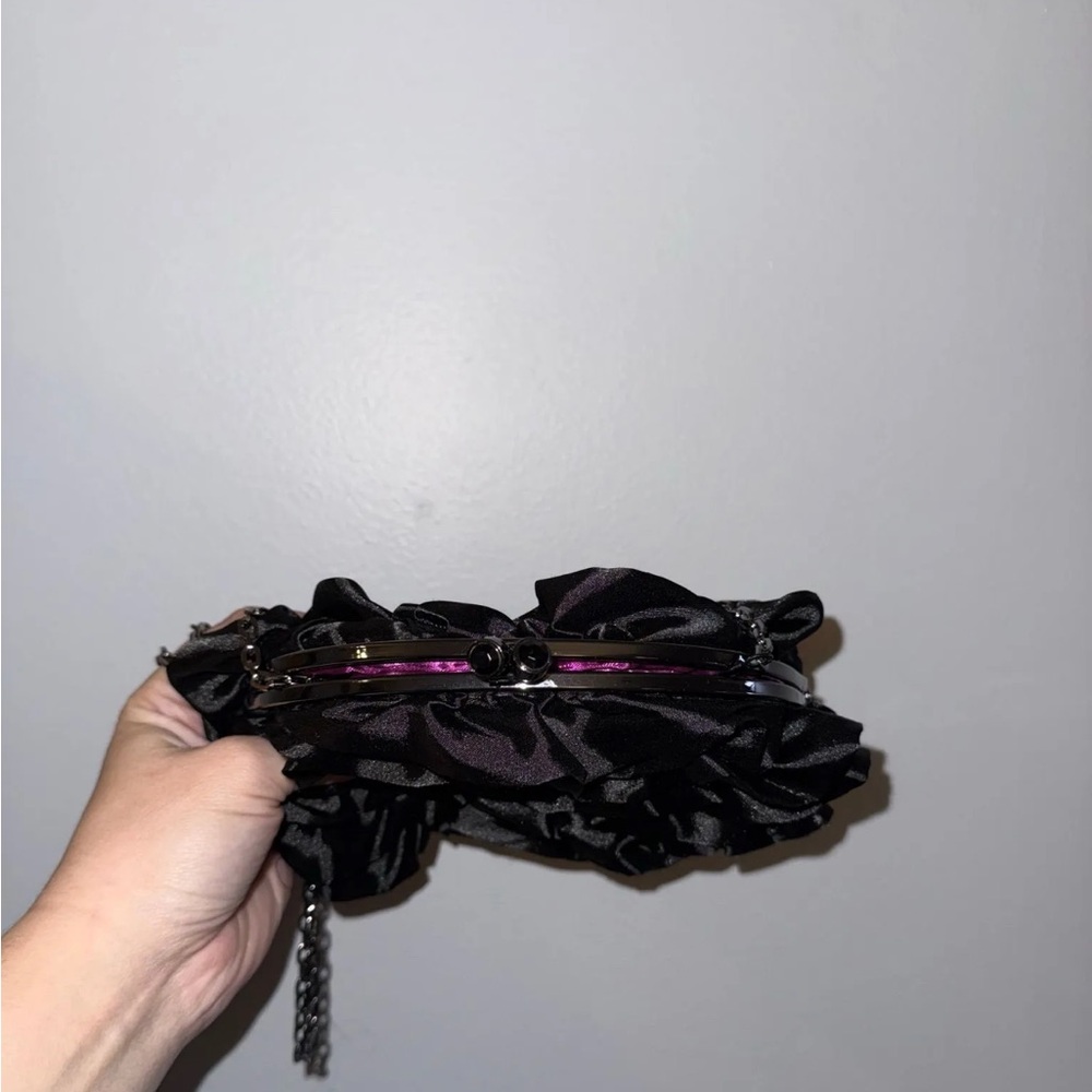 The Limited Ruffled Bag - Picture 2 of 4